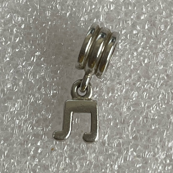 Music note retired PANDORA charm - Picture 3 of 4